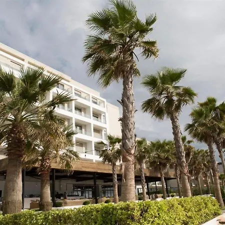 Grint Hotell Golem (Tirana)