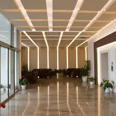 Hotell Grint 4*