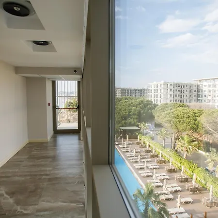 Hotell Grint Golem (Tirana)