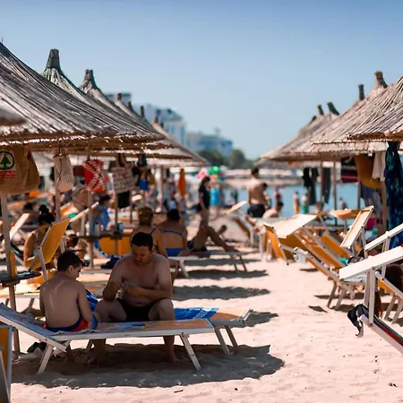 Grint Hotel Golem (Tirana)