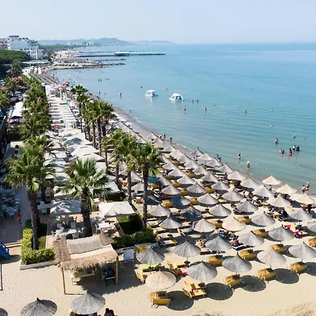 Grint Hotell Golem (Tirana)