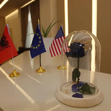 Grint Hotell Golem (Tirana)