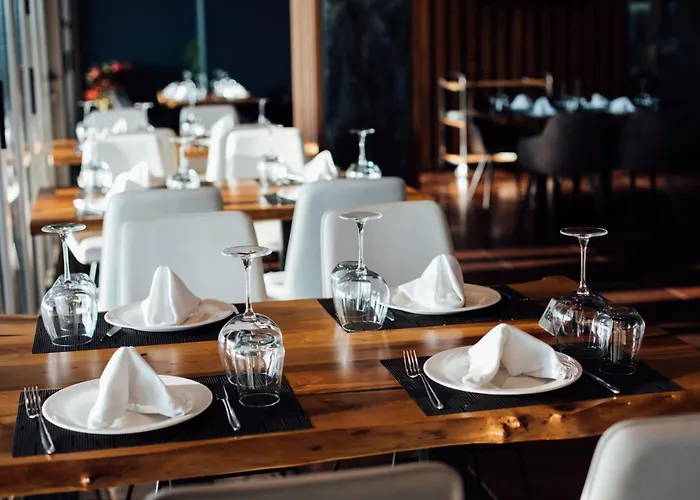 Grint 4* Golem (Tirana)